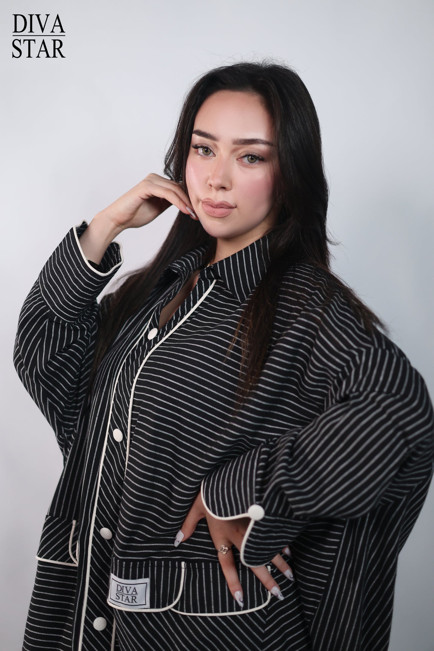 Diva Star LuxeFlow Abaya